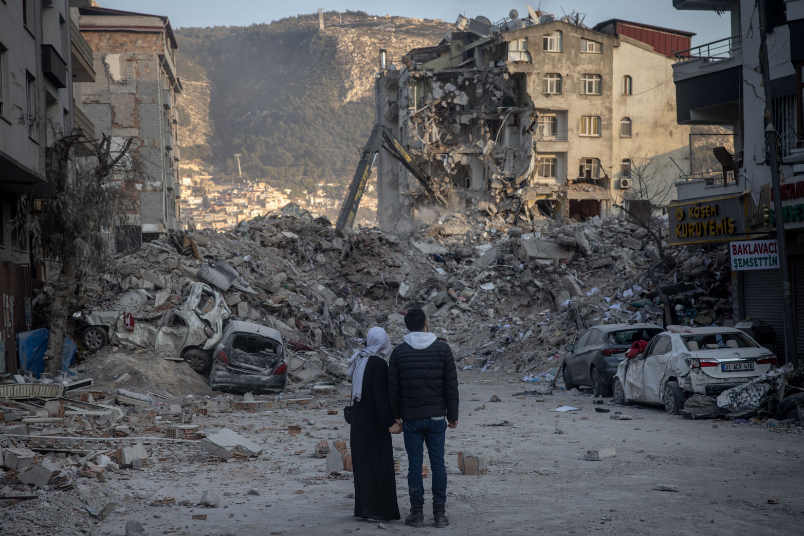 Turkey After a Cataclysmic Earthquake — with Soli Ozel