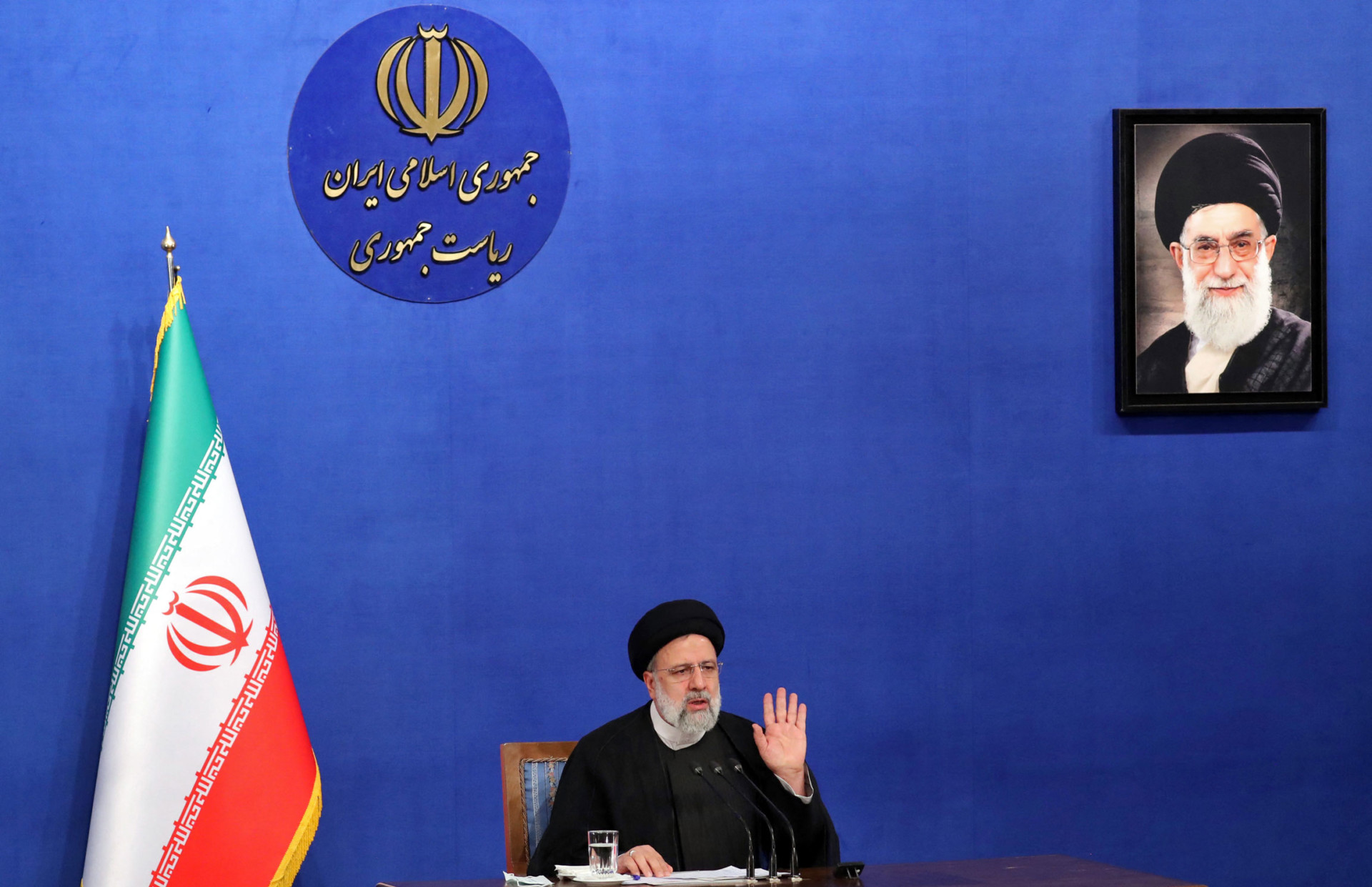 Iranian Leader Is Willing to Play the Long Game on a Nuclear Deal